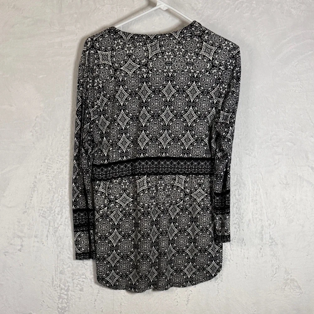 Lucky Brand NWT Button Down Black and White Geometric Women's Top Large
